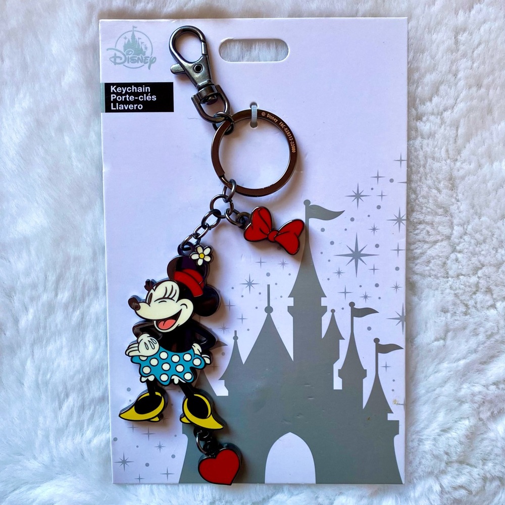 Minnie Mouse Collectible Keychain Disneyland Red Bow Polka Dot Mickey Disney NEW